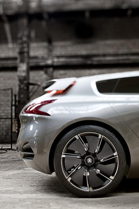 IAA-Studie des Peugeot HX1 Concept