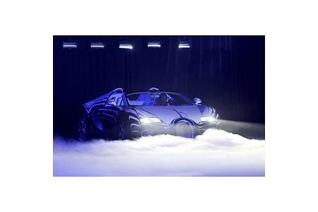 IAA 2011: Bugatti präsentiert das „schnellste Porzellan“ der Welt