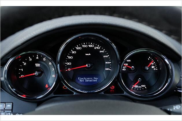 Die Tachoskalierung endet erst bei 330 km/h