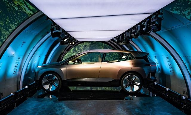 BMW iNext 2021 - die Seitenlinie zeigt deutliche Anleihen zum i3
