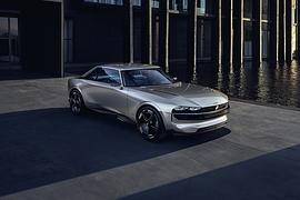 Peugeot e-Legend Concept - Blick zurück - nach vorn