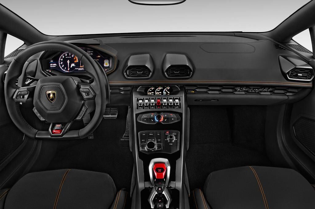 Lamborghini Huracan (Baujahr 2015) LP610-4 2 Türen Cockpit und Innenraum
