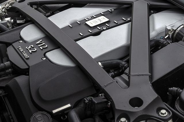 Aston Martin DB11 AMR - das Triebwerk wird bei Ford in Köln produziert
