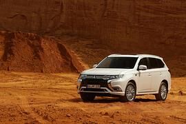 Fahrbericht: Mitsubishi Outlander Plug-in-Hybrid - Von wegen Downsizing