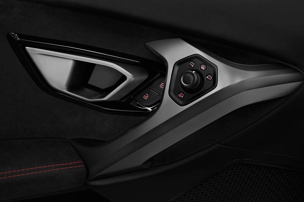 Lamborghini Huracan (Baujahr 2017) - 2 Türen Bedienungselemente Tür