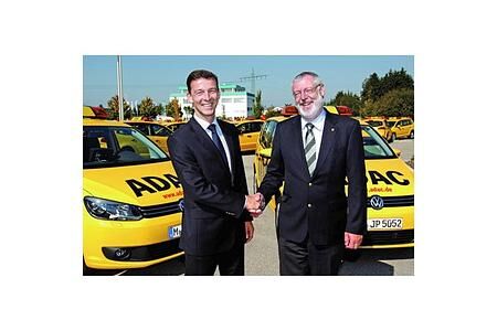 VW Touran als Gelber Engel unterwegs