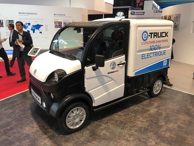 Interessant für die Belieferung der Innenstädte ist der neue E-Truck, der mit seiner 6,14 kWh-Batterie gut 80 Kilometer weit stromern kann