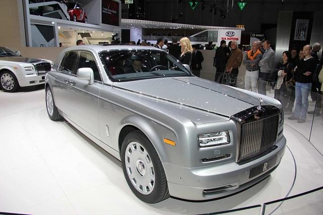 Selbst Rolls-Royce bringt seine Nobelkarossen nach Genf