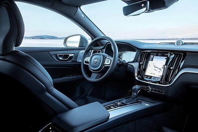 Der Innenraum des Volvo V60 D4 Cross Country