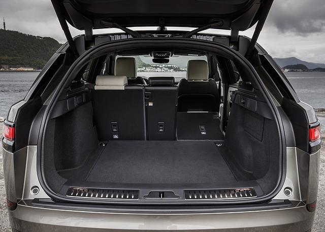 Range Rover Velar First Edition P380