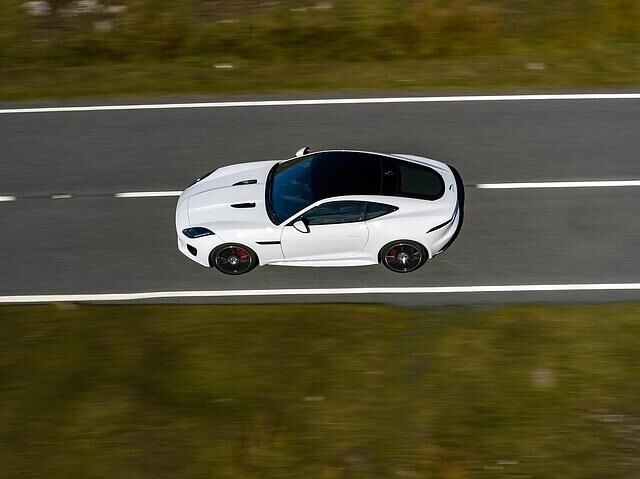 Jaguar F-Type Chequered Flag