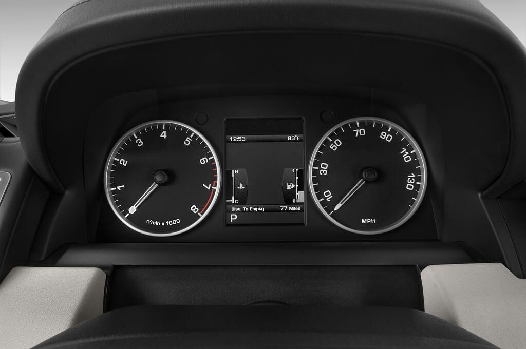 Land Rover Range Rover Sport (Baujahr 2010) HSE 5 Türen Tacho und Fahrerinstrumente