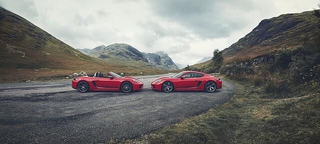 Neben dem Porsche 718 Boxster T gibt es natürlich noch einen Cayman