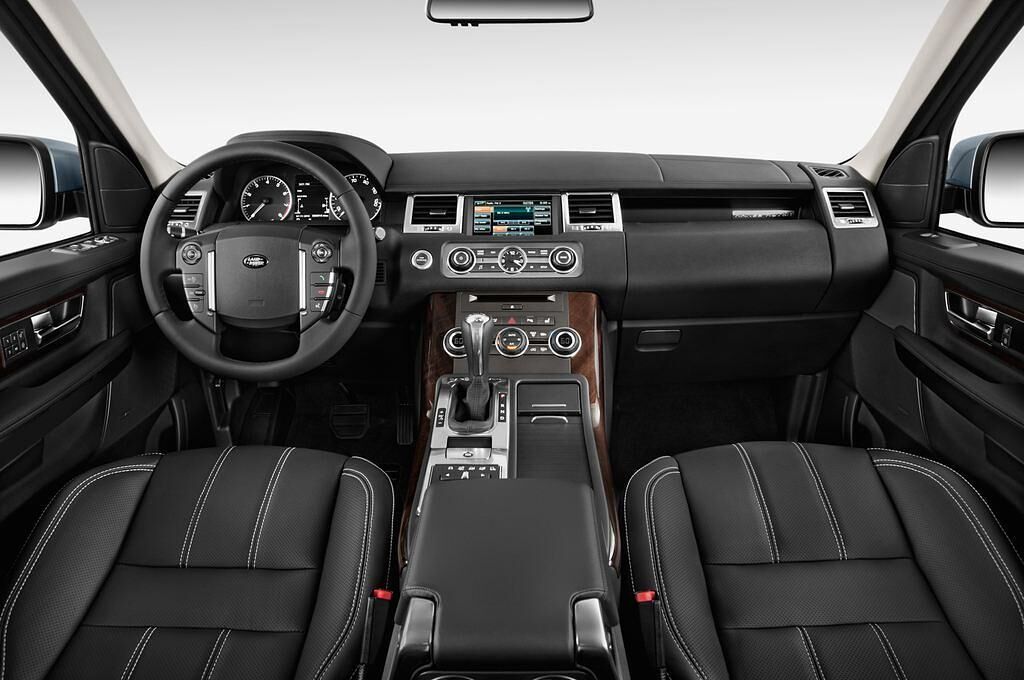 Land Rover Range Rover Sport (Baujahr 2013) HSE 5 Türen Cockpit und Innenraum