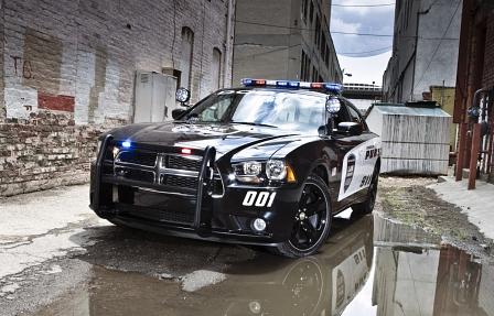 Dodge Charger Pursuit Streifenwagen