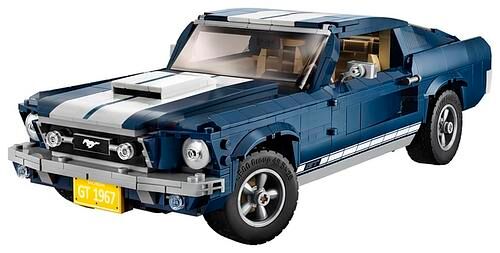 Ford Mustang GT Fastback von 1967 als Lego-Modell - Ponycar aus Plastik