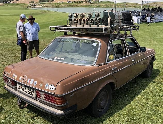 Mercedes 200 D - der braune Benz von 1982
