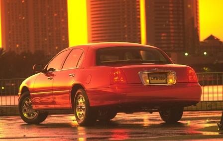 Lincoln Town Car 1999
