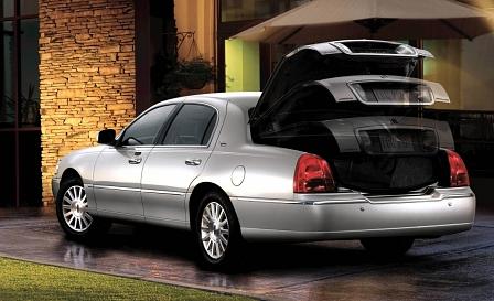 Lincoln Town Car 2006
