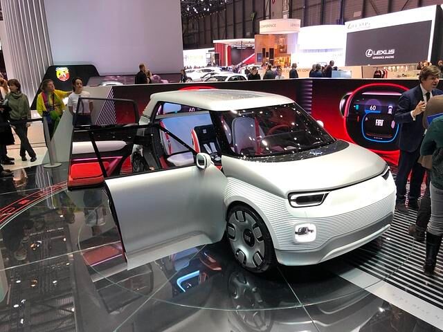 Unsicher ist die Zukunft des Fiat Centoventi: Der elektrische Kleinwagen ist an sich nicht besonders spektakulär, dafür aber das Akku-Konzept