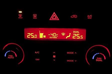 In den Kia-SUV macht die Temperaturanzeige bei minus 40 Grad Celsius Schluss. In normalen Gefilden reicht das auch - im Yukon allerdings nicht.