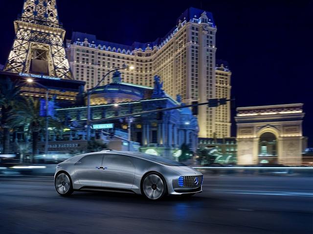 Mercedes F 015 Luxury in Motion