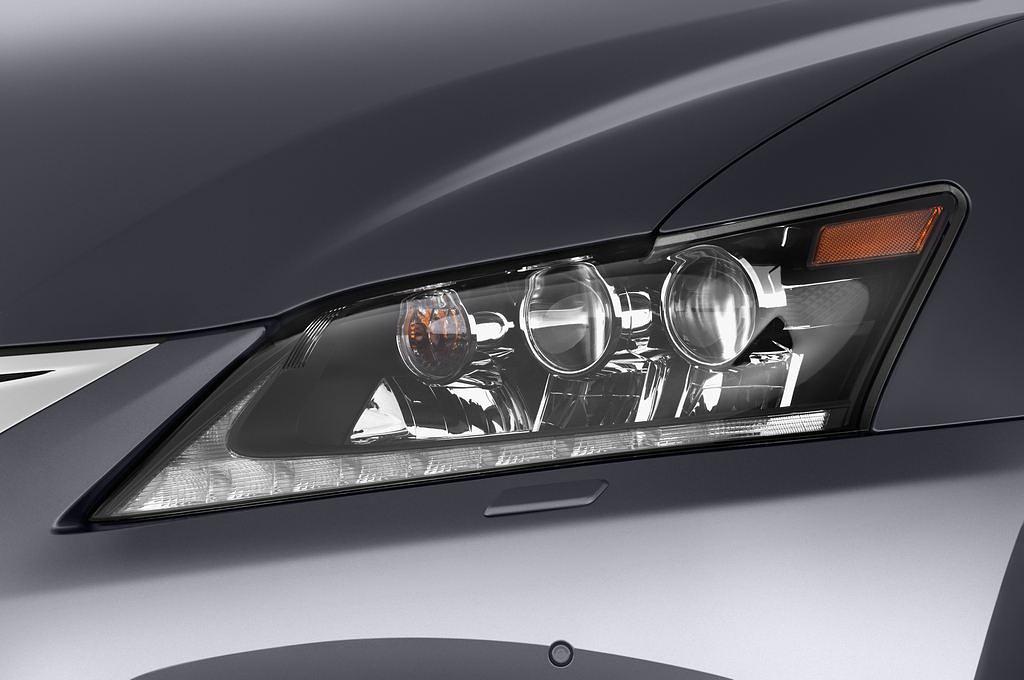 Lexus GS (Baujahr 2014) 300H F Sport 4 Türen Scheinwerfer