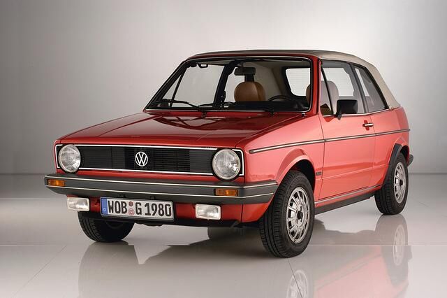 1979, fünf Jahre nach dem Produktionsstart des Golf I, wurde die Cabriolet-Version vorgstellt