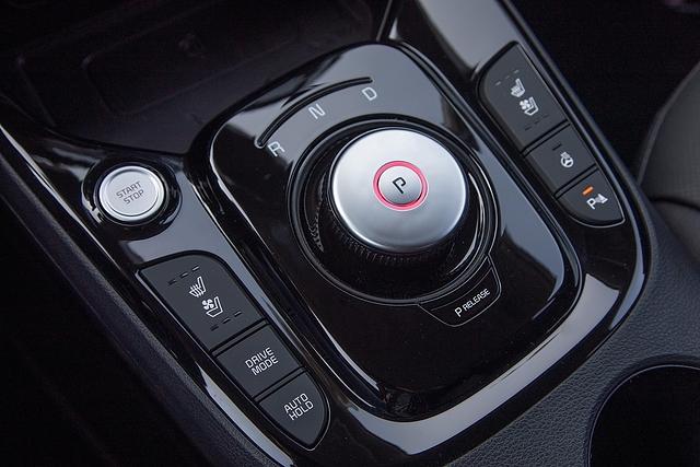 Der Automatik-Drehhebel ist vom e-Niro bekannt