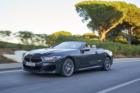 BMW M 850i Cabrio xDrive - Offenes Feuer