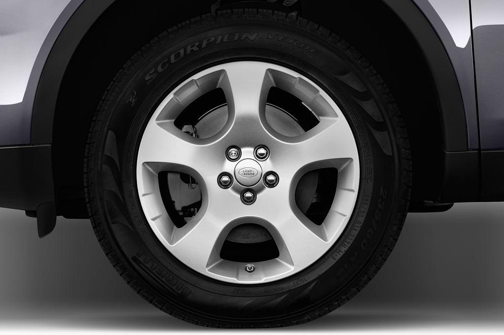 Land Rover Discovery Sport (Baujahr 2016) HSE Luxury 5 Türen Reifen und Felge
