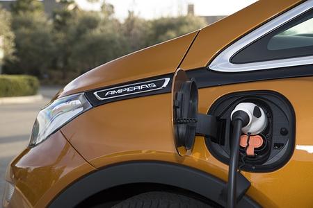 Rüsselsheim wird elektrisiert - Auf dem Weg zur Ladesäulen-Hauptstadt