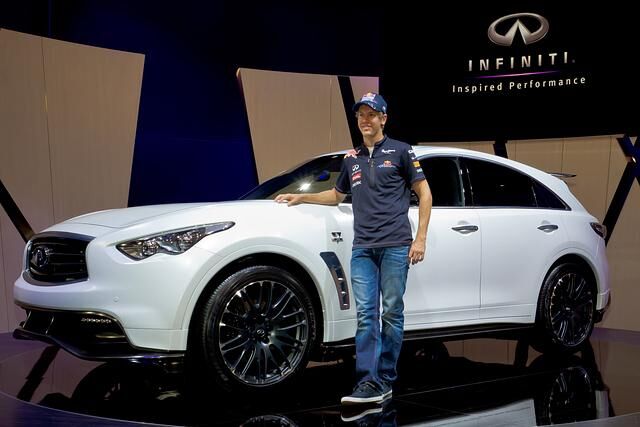 Infiniti FX Edition Vettel 2011