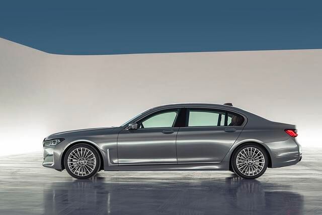 Wie bisher wird es den BMW 7er in zwei Radstand-Versionen geben