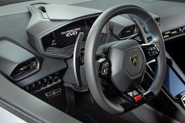 Lamborghini Huracan Evo - animierte Instrumente