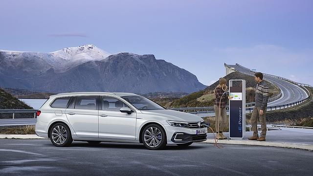 Der Passat GTE hat eine Systemleistung von 160 kW / 218 PS