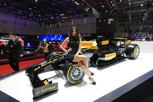 Auch Formel Boliden sind in Genf zu sehen