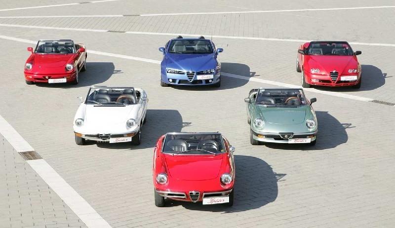 Die ganze Alfa Romeo Spider-Familie.