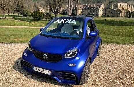 Akka baut E-Smart mit drei Motoren - Mini-Mobil mit Maxi-Muskeln