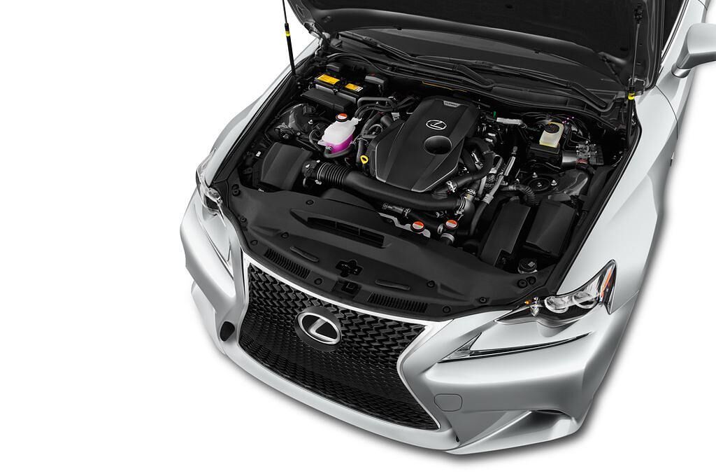 Lexus IS (Baujahr 2016) F Sport 4 Türen Motor