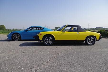 Impression: Porsche 914 trifft auf 718 Cayman S - Fahrspaß mit vier Zylindern und Mittelmotor