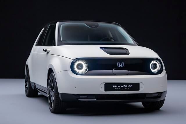 Honda e  - So cool kann ein kleines E-Auto sein