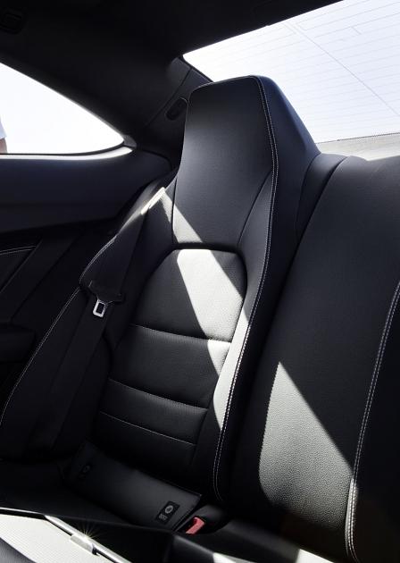 Pilotensitze auch im Fond des Mercedes C 220 CDI Coupé