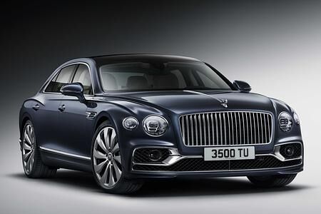 Bentley Flying Spur - Dynamisches Dickschiff