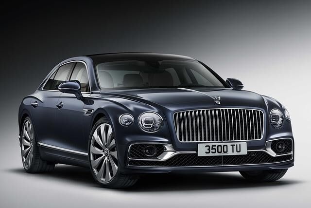 Bentley Flying Spur - Dynamisches Dickschiff