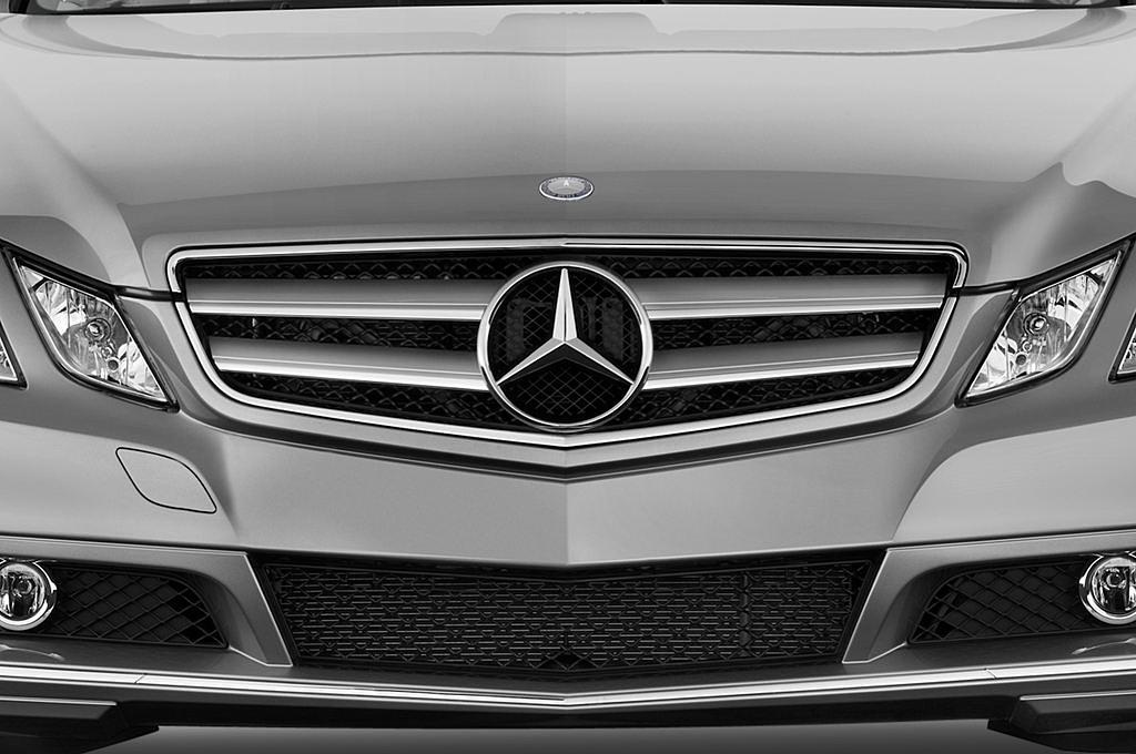 Mercedes E-Class (Baujahr 2010) - 2 Türen Kühlergrill und Scheinwerfer
