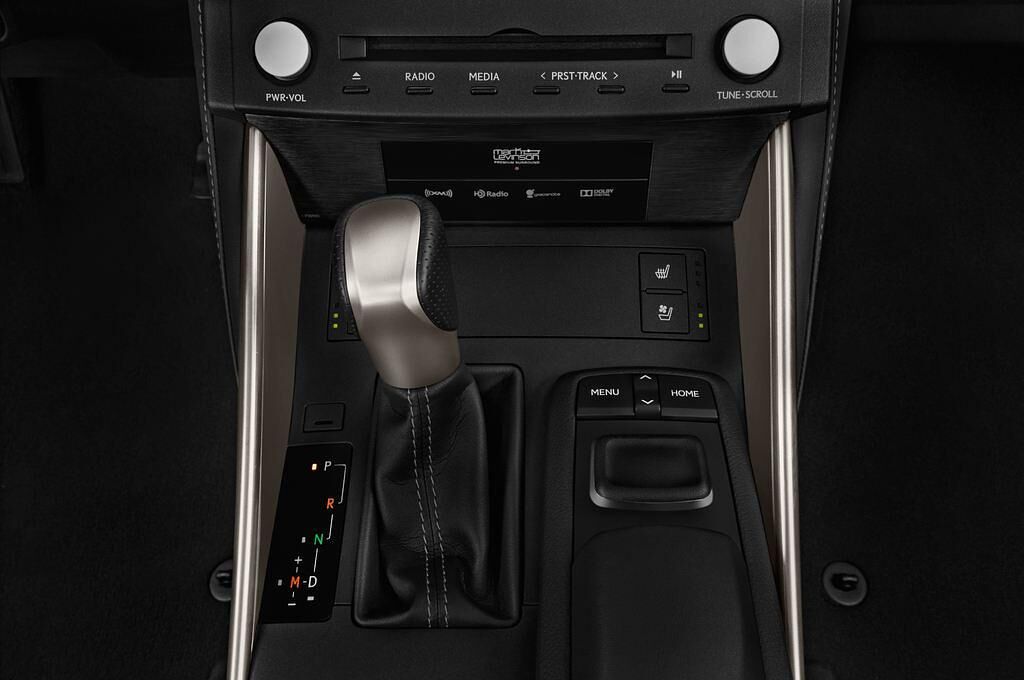 Lexus IS (Baujahr 2016) - 4 Türen Schalthebel