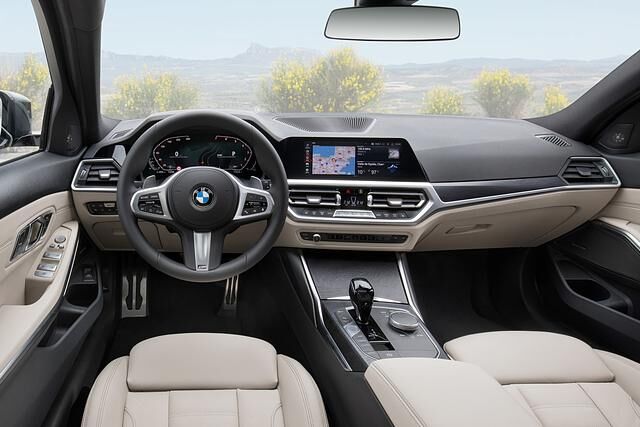 Im Innenraum findet sich das neue digitale Cockpit mit der neuesten Infotainment-Generation und Sprachsteuerung