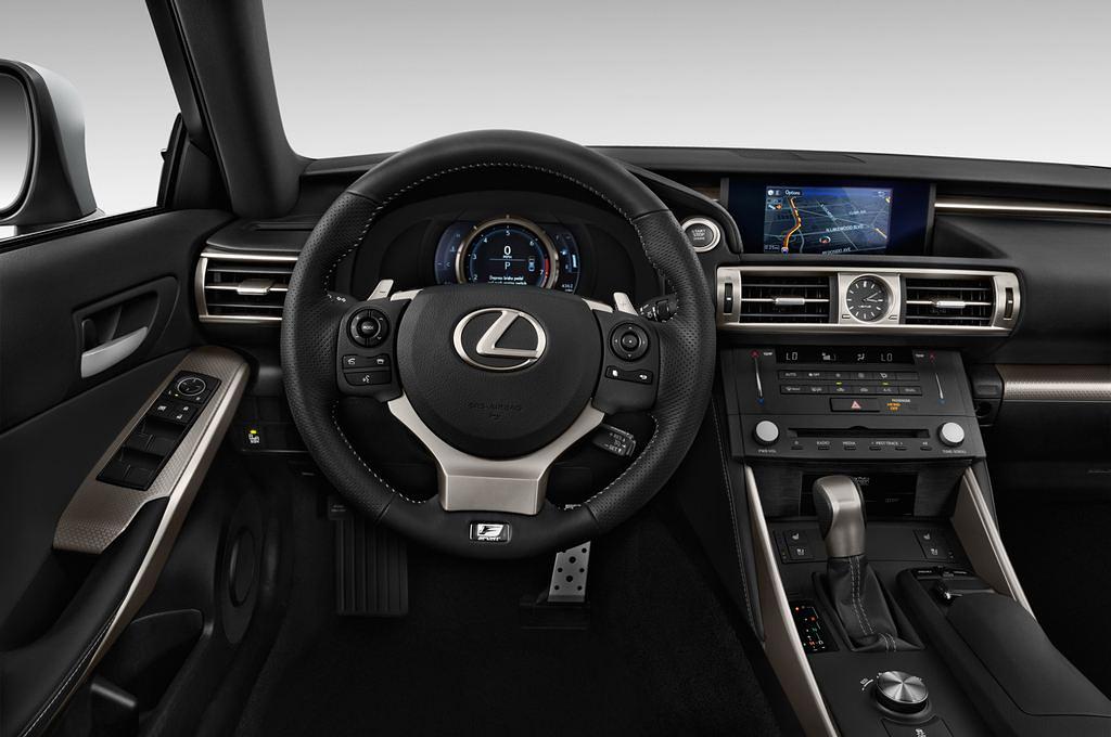 Lexus IS (Baujahr 2016) - 4 Türen Lenkrad