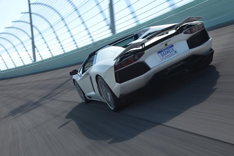 Lamborghini Aventador Roadster LP 700-4